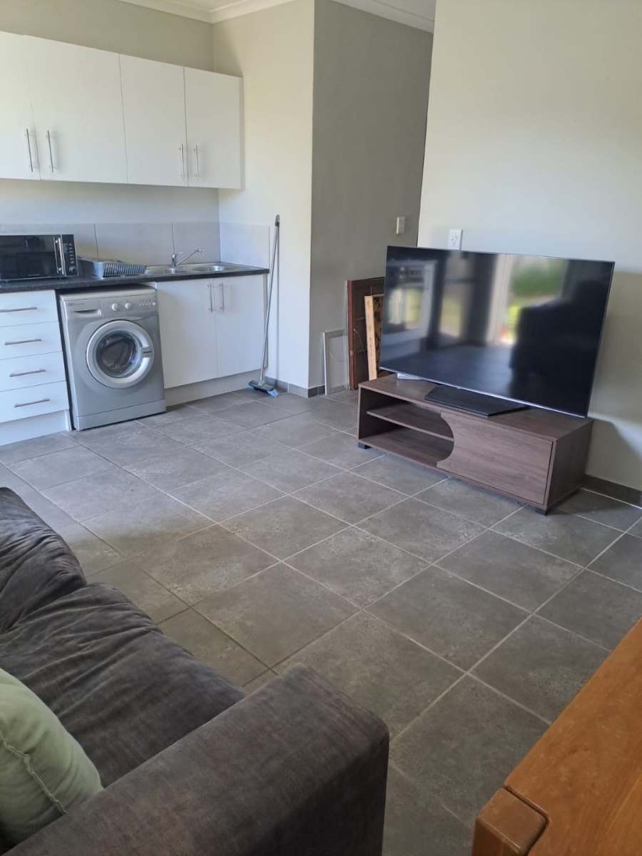 To Let 1 Bedroom Property for Rent in Mooiberge Western Cape